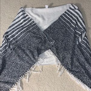 Mud pie Fringe Knit Poncho/Wrap